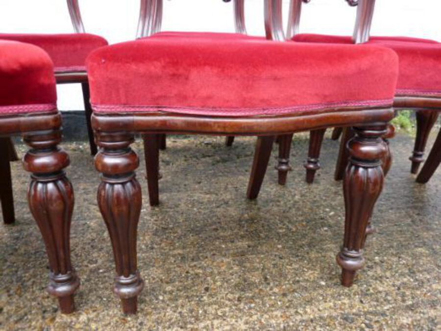 Antique Set of 6 Victorian Balloon Back Dining Chairs
