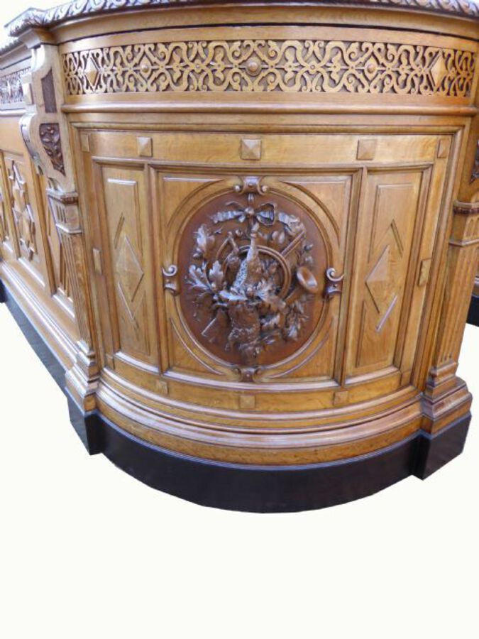 Antique 9ft Holland and Sons Hunstmens Bar