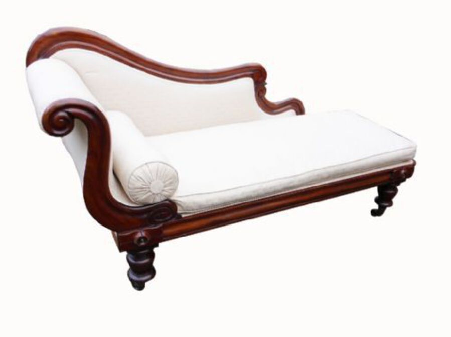 Victorian Mahogany Chaise Longue