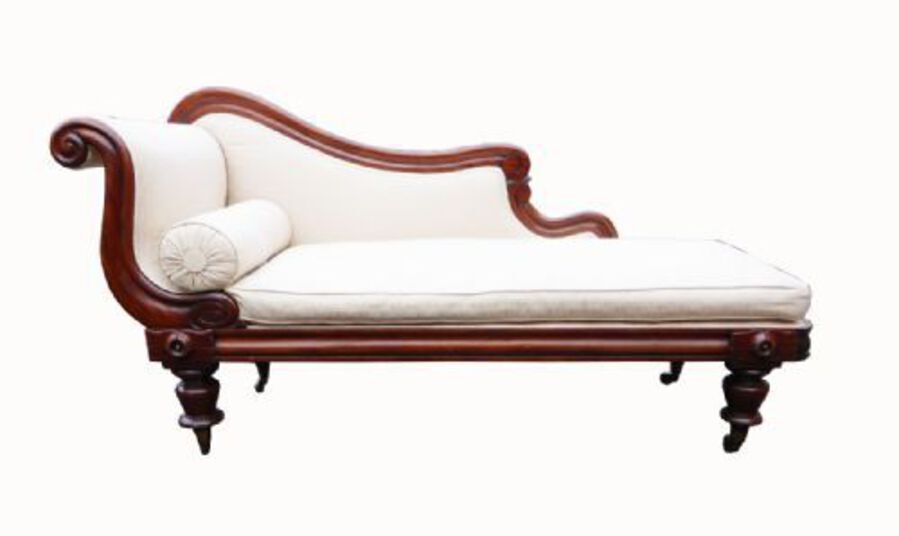 Antique Victorian Mahogany Chaise Longue