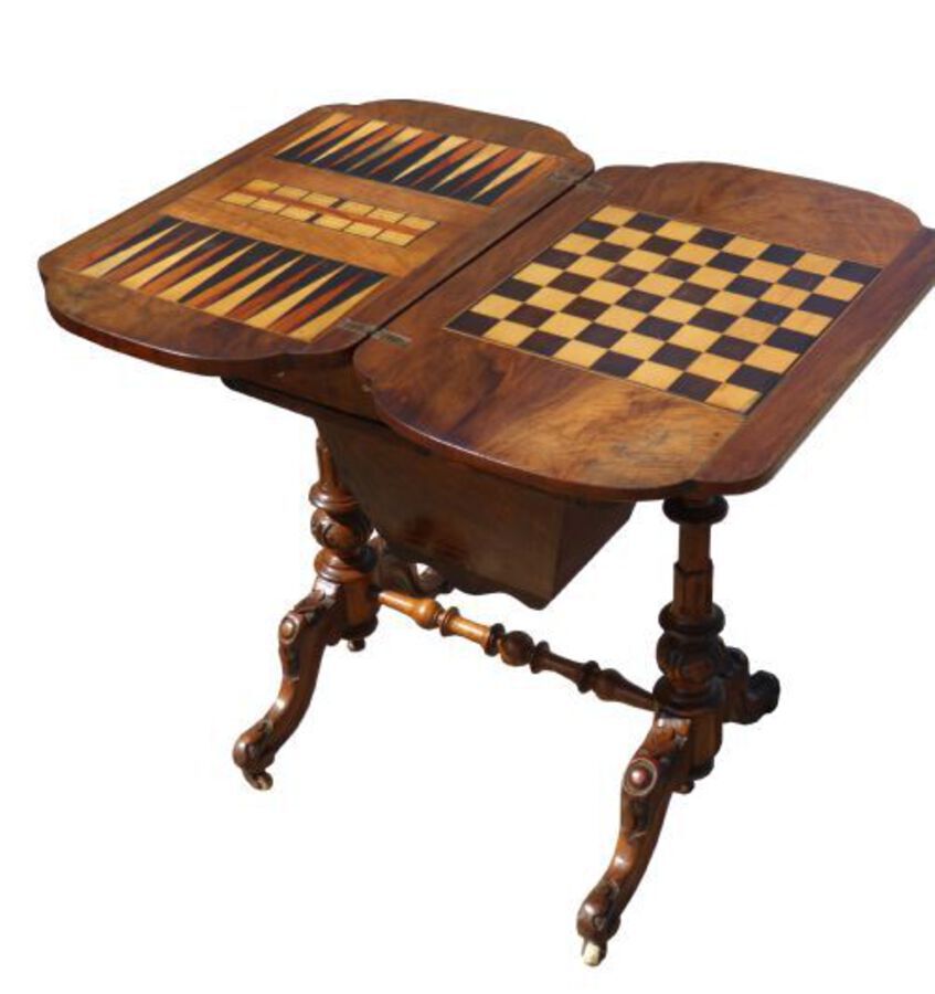 Antique Victorian Burr Walnut Work Table / Games Table