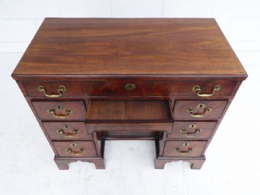 Antique George III Mahogany Kneehole Desk