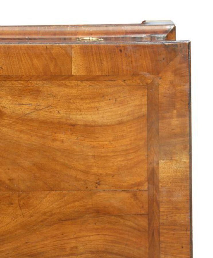 Antique George III Figured Walnut Chest of Drawers