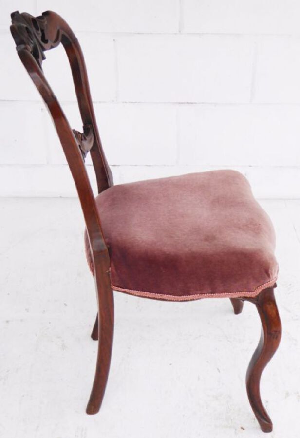 Antique Set of 6 Victorian Walnut Dining Chairs