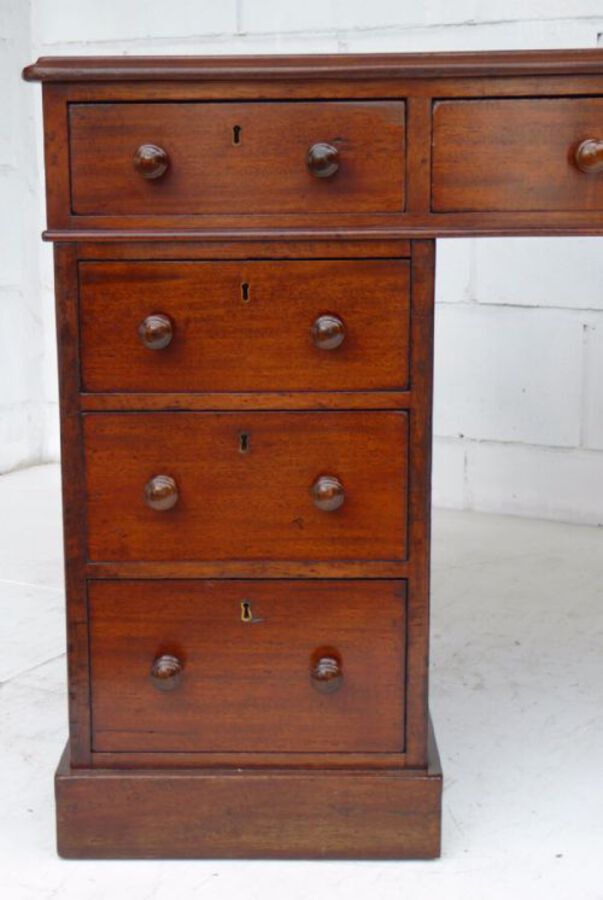 Antique Victorian Solid Mahogany Pedestal Desk by Holland & Sons