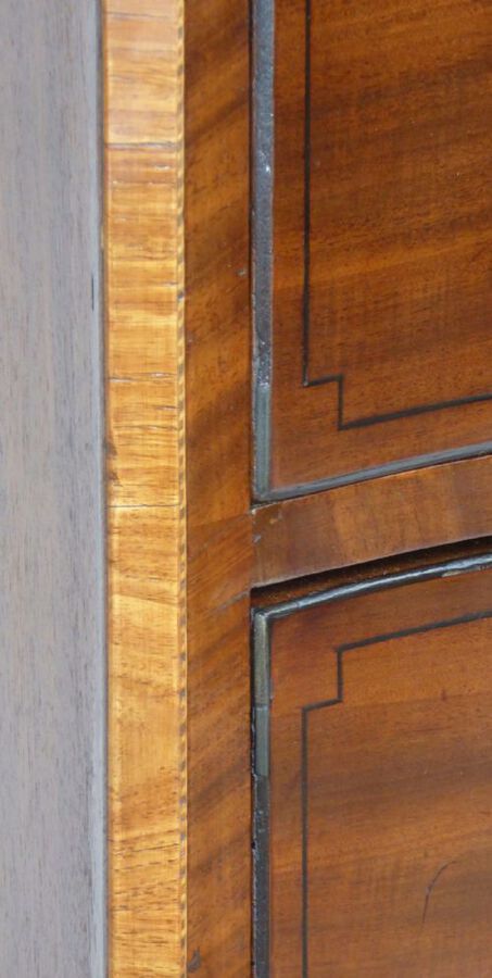 Antique George II Mahogany Serpentine Chest of Drawers