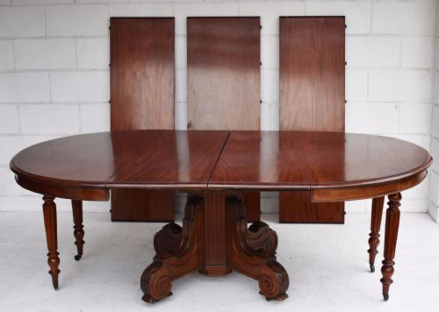 Antique William IV Mahogany 16 Seat Dining Table