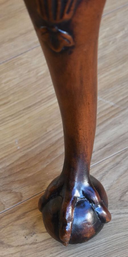 Antique Antique Queen Anne Style Deep Button Foot Stool