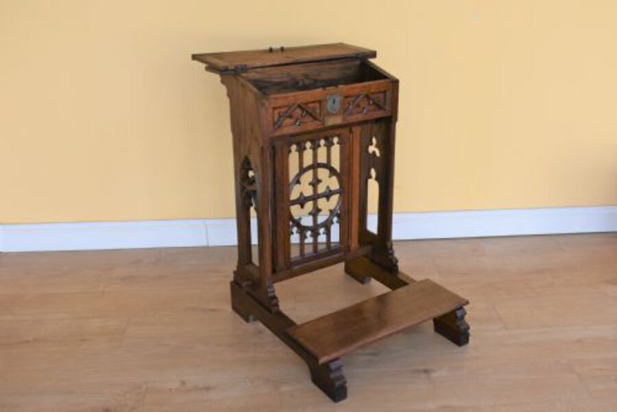 Antique Victorian Oak Church Praying Lectern-reading stand