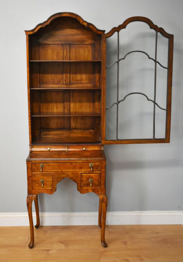 Antique 20th Century Queen Anne Style Burr Walnut Cabinet