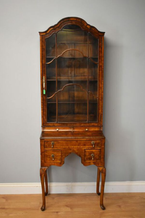 Antique 20th Century Queen Anne Style Burr Walnut Cabinet