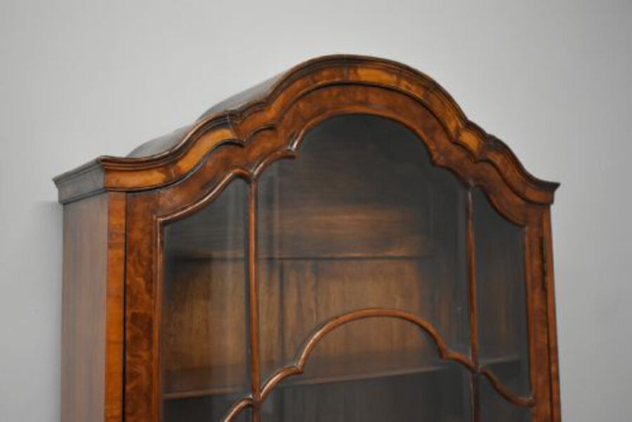 Antique 20th Century Queen Anne Style Burr Walnut Cabinet