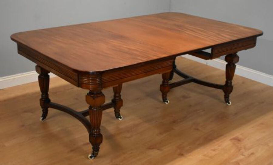 Antique Late Victorian Mahogany Banquet Table