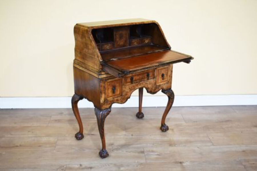 Antique 20th Century Queen Anne Revival Burr Walnut Bureau