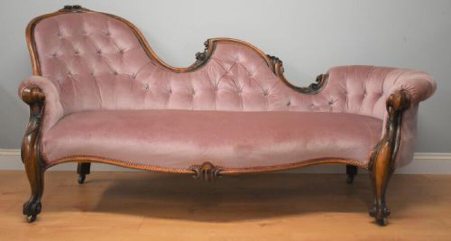 Antique Victorian Walnut chaise longue