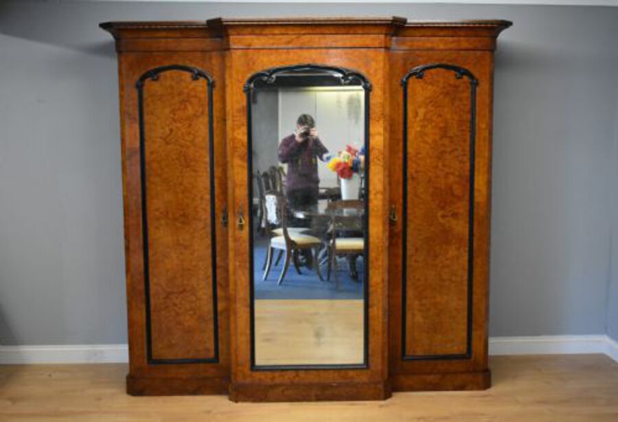 19th Century Victorian Burr Walnut Wardrobe