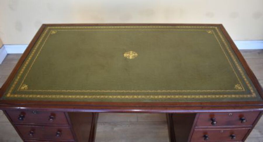 Antique George III Mahogany Pedestal Desk 