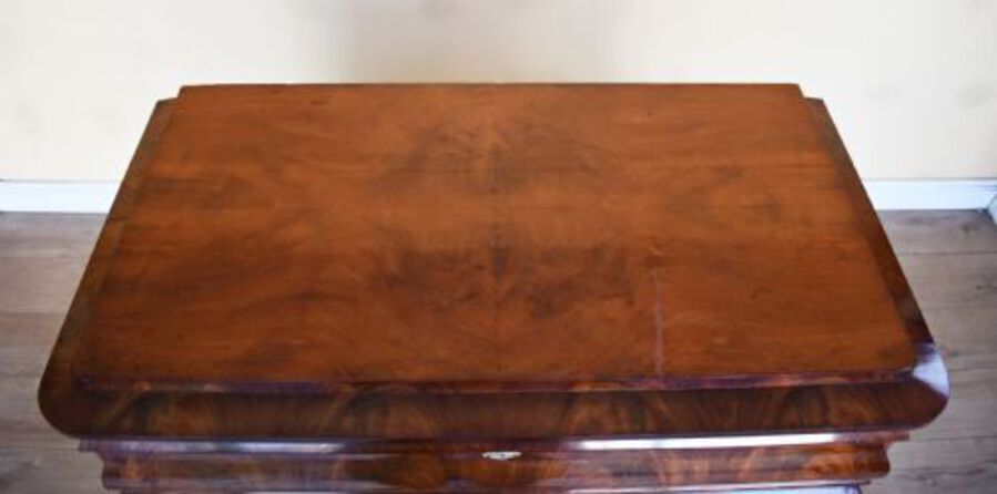 Antique 19th Century Beidermeir Walnut Chest of Drawers