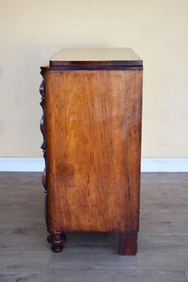 Antique 19th Century Beidermeir Walnut Chest of Drawers