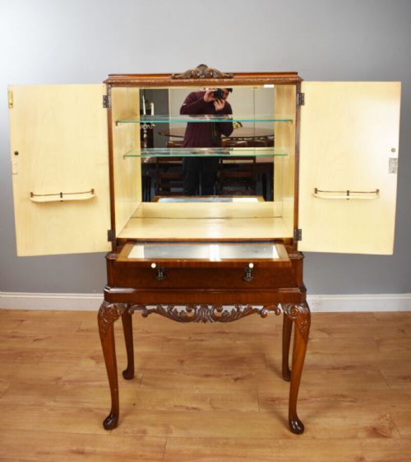 Antique 20th Century Queen Anne Style Burr Walnut Cocktail Cabinet