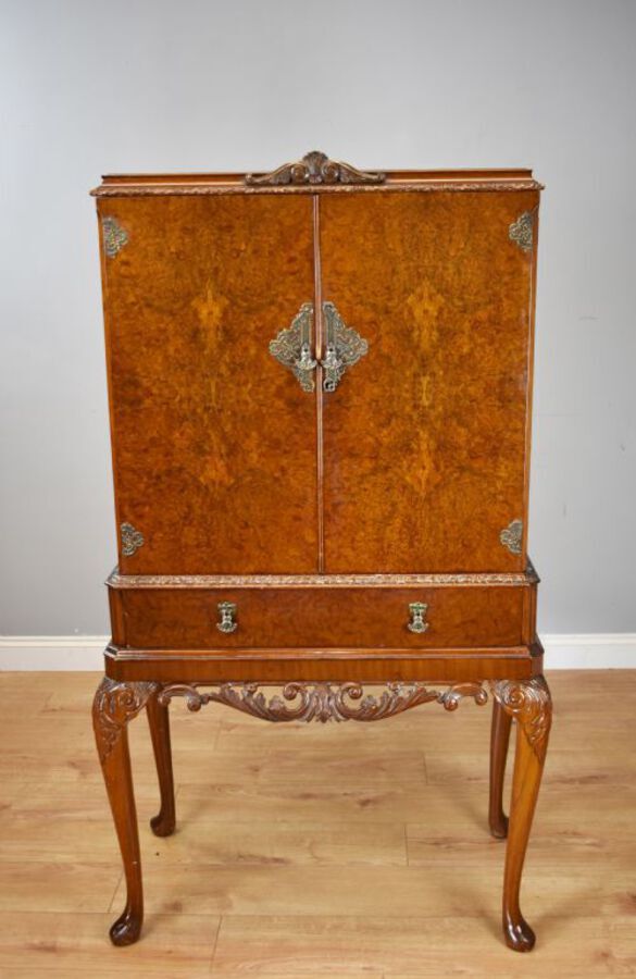Antique 20th Century Queen Anne Style Burr Walnut Cocktail Cabinet