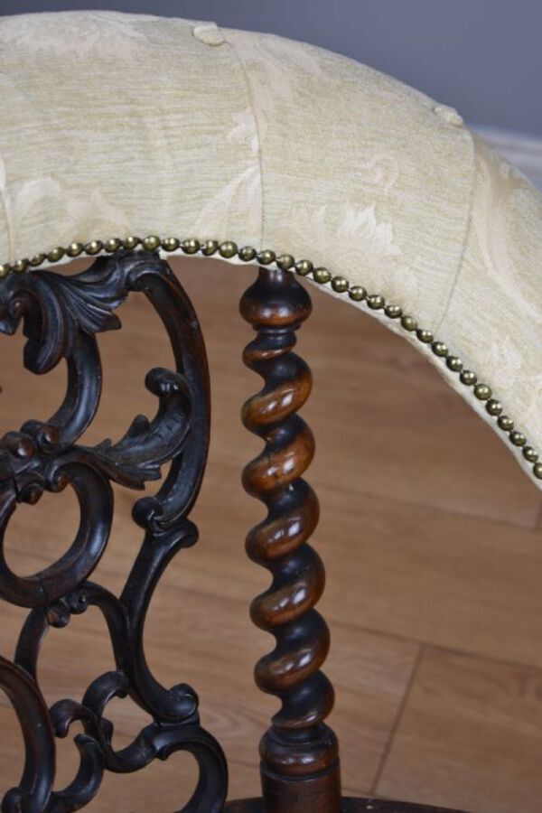 Antique Victorian Rosewood Chaise lounge