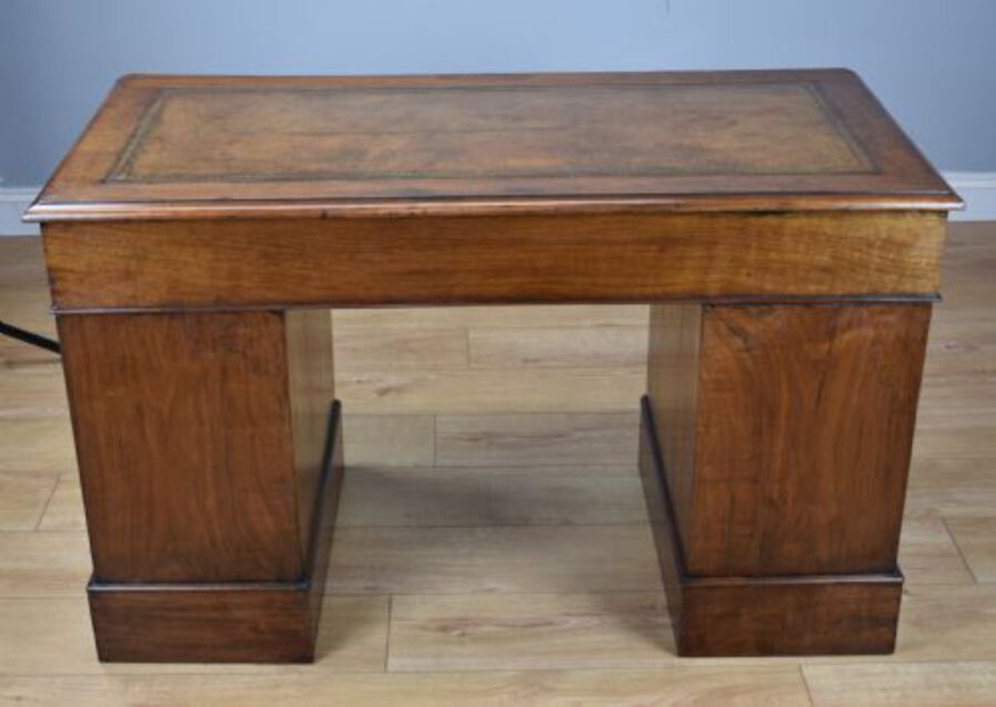 Antique 19th Century Victorian Mahogany Pedestal Desk