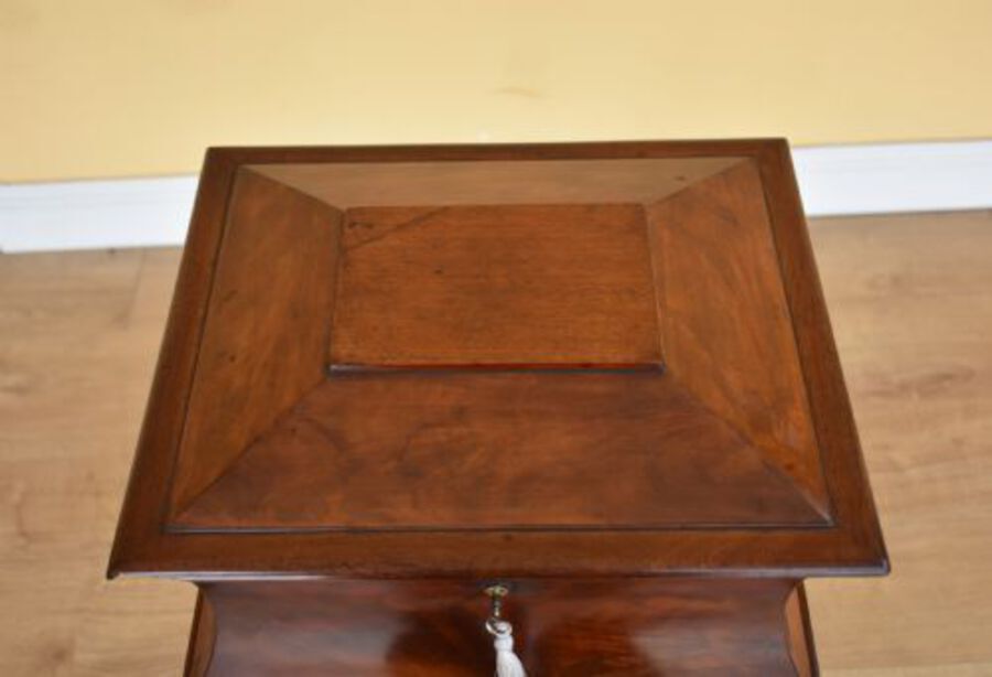 Antique 19th Century William IV Mahogany Tea Poy