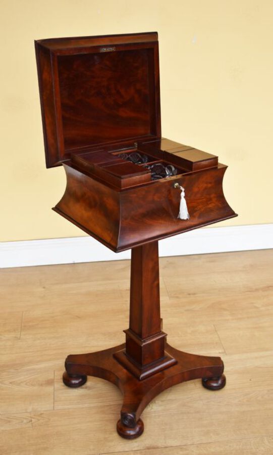 Antique 19th Century William IV Mahogany Tea Poy