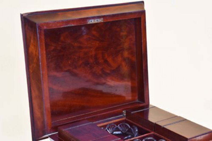 Antique 19th Century William IV Mahogany Tea Poy