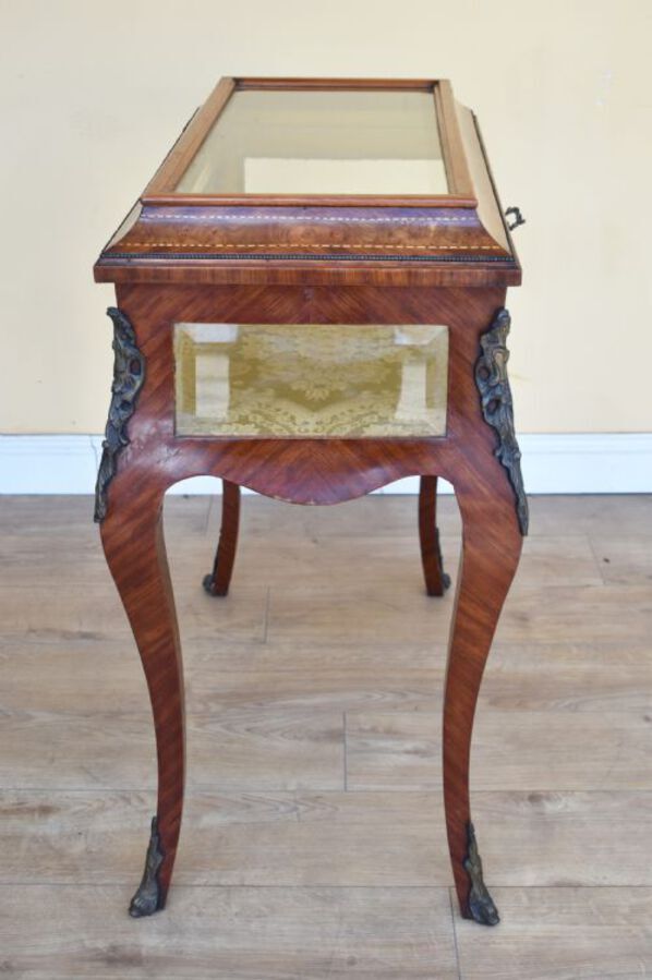 Antique Walnut Inlaid Bijouterie Table