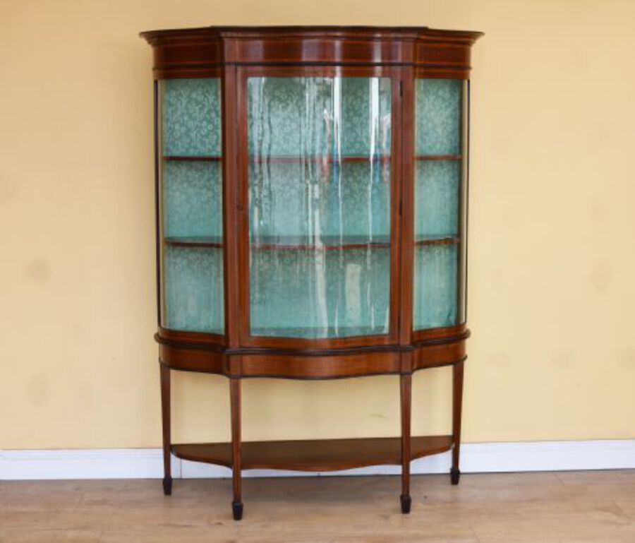 20th Century Edwardian Mahogany Inlaid Serpentine Display Cabinet