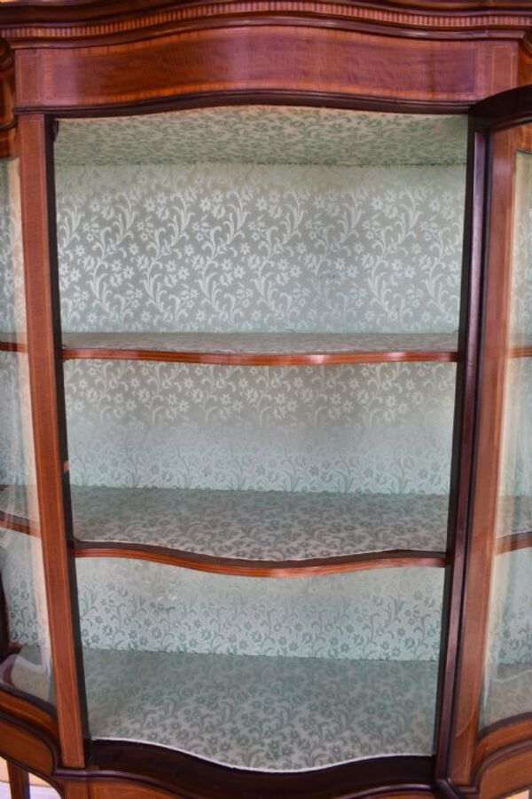 Antique 20th Century Edwardian Mahogany Inlaid Serpentine Display Cabinet