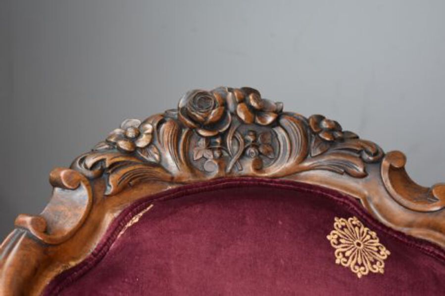 Antique 19th Century Victorian Walnut Framed Settee