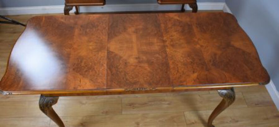 Antique 20th Century Queen Anne Style Burr Walnut Dining Suite