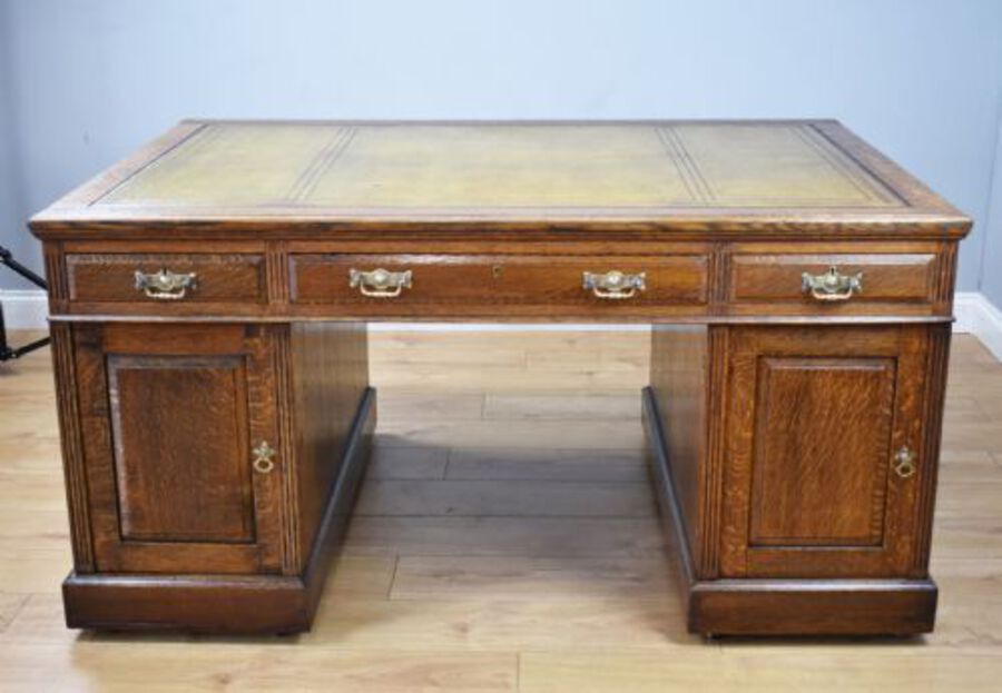 Antique Victorian Oak Partners Desk