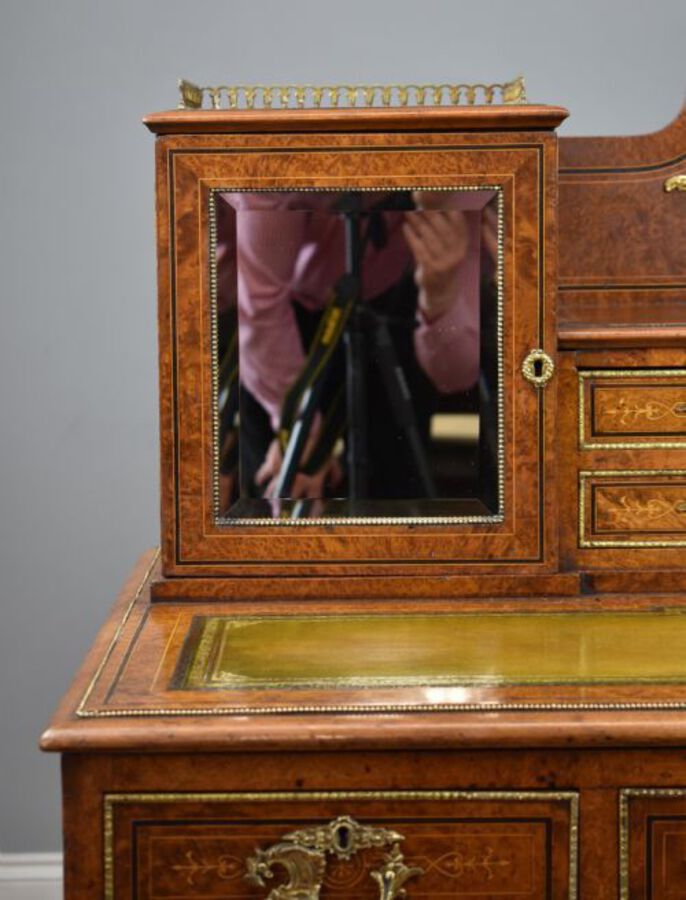 Antique 19th Century Victorian Amboyna Pedestal Desk