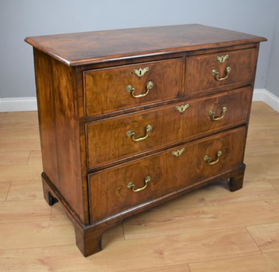 Georgian Walnut Chest Drawers