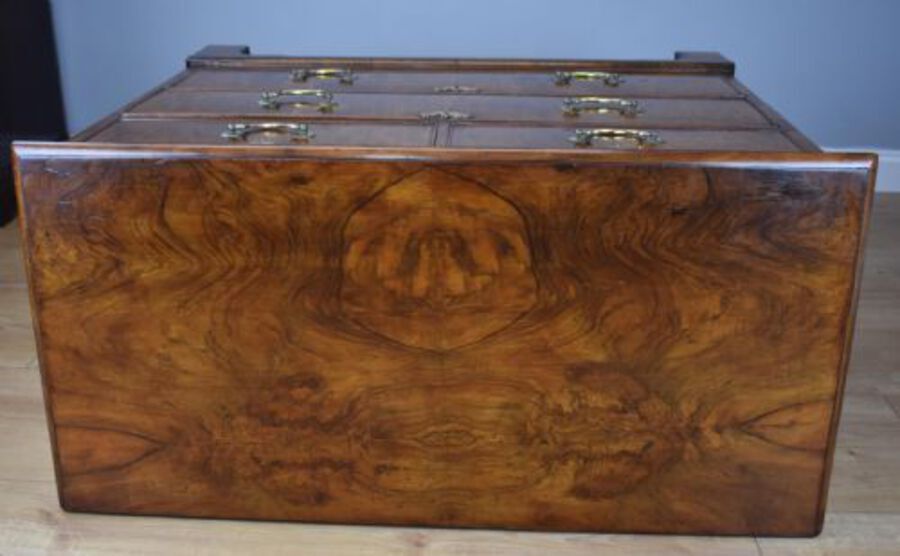 Antique Georgian Walnut Chest Drawers