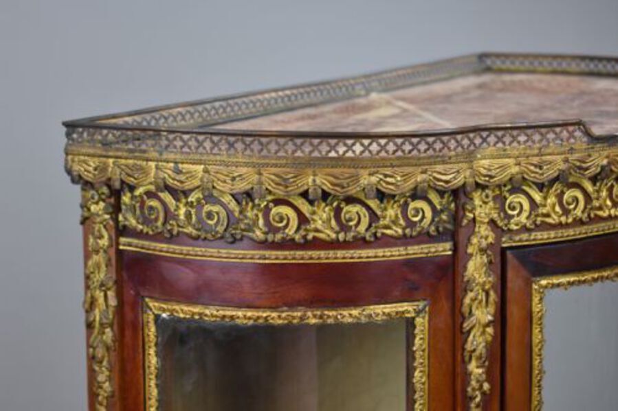 Antique Late 19th Century Bowfront Vitrine/Cabinet