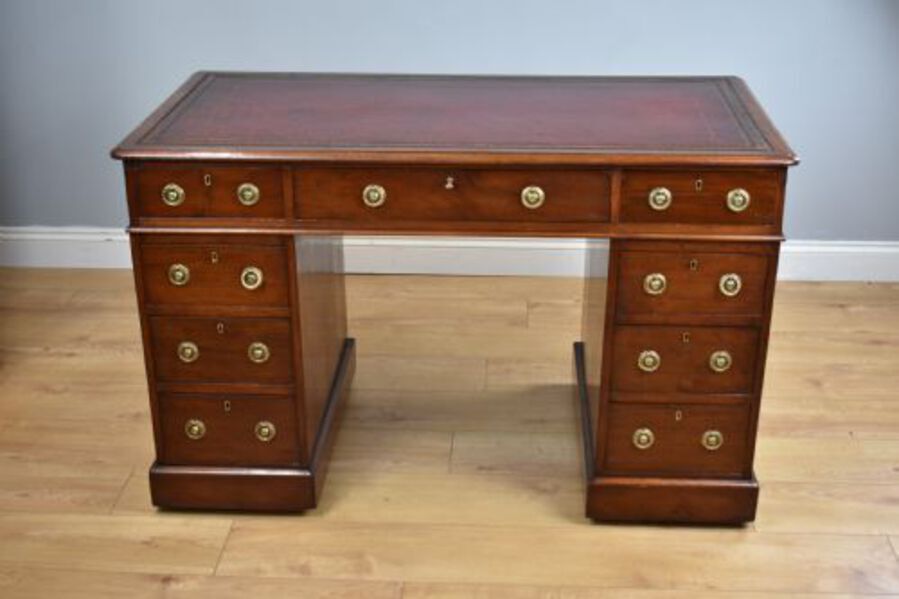 Antique 19th Century Victorian Mahogany Pedestal Desk 