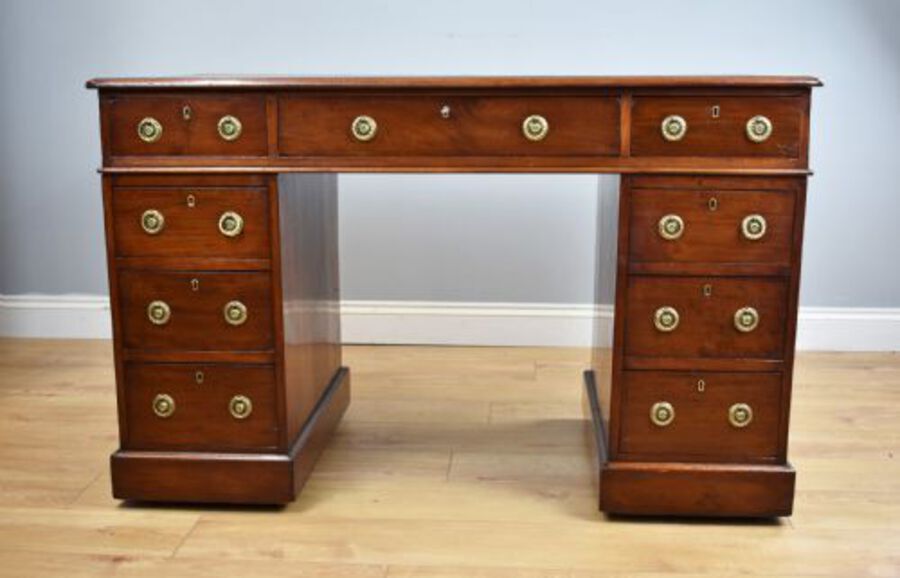Antique 19th Century Victorian Mahogany Pedestal Desk 