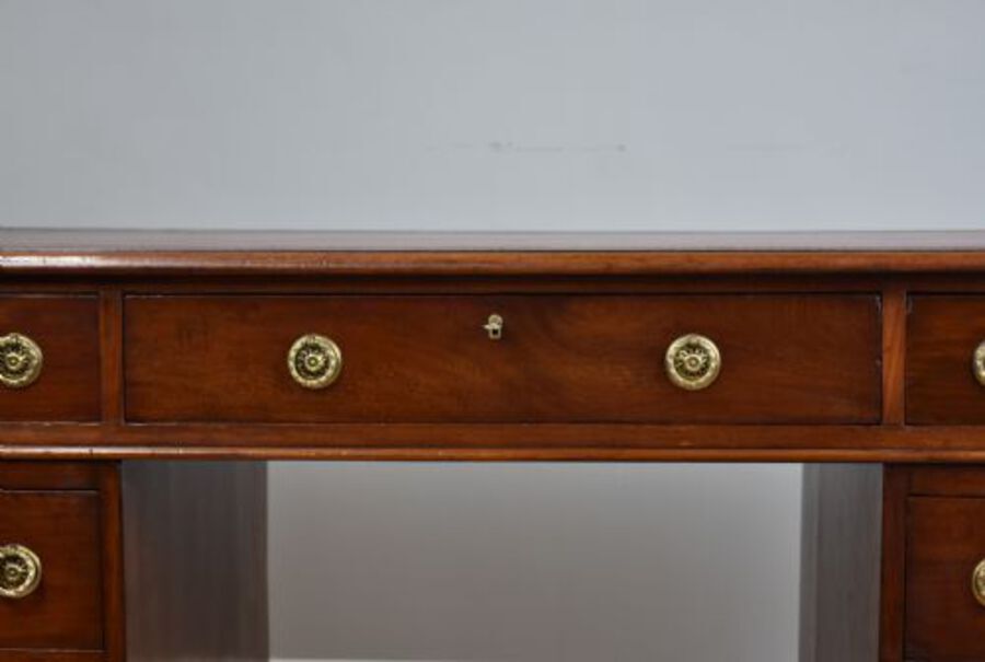 Antique 19th Century Victorian Mahogany Pedestal Desk 