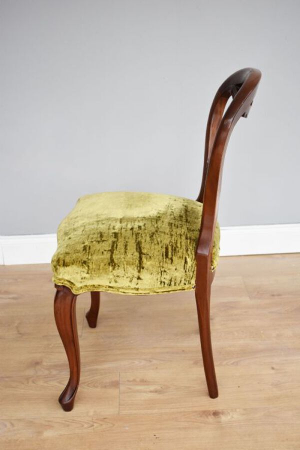 Antique Set of 8 Victorian Mahogany Dining Chairs