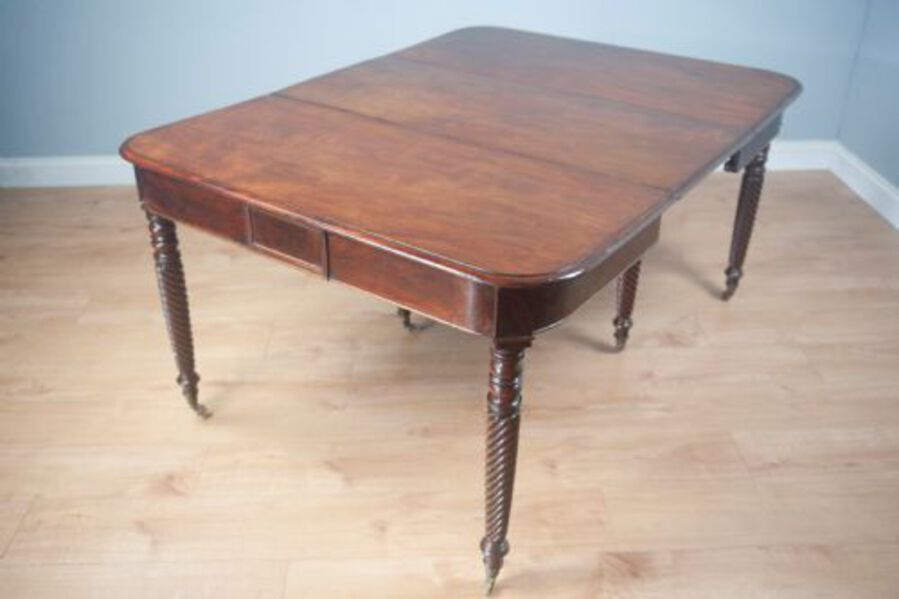 Antique Regency Mahogany Concertina Extending Dining Table