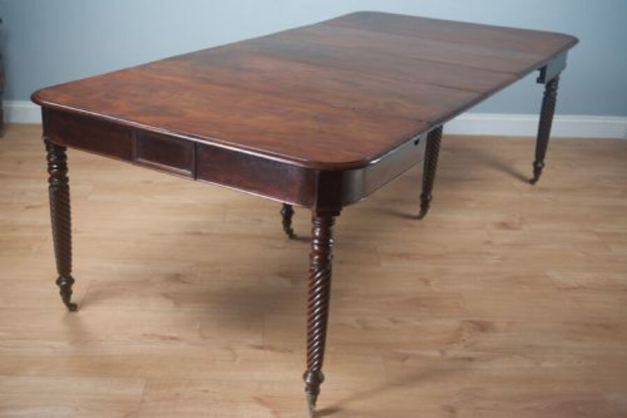 Antique Regency Mahogany Concertina Extending Dining Table