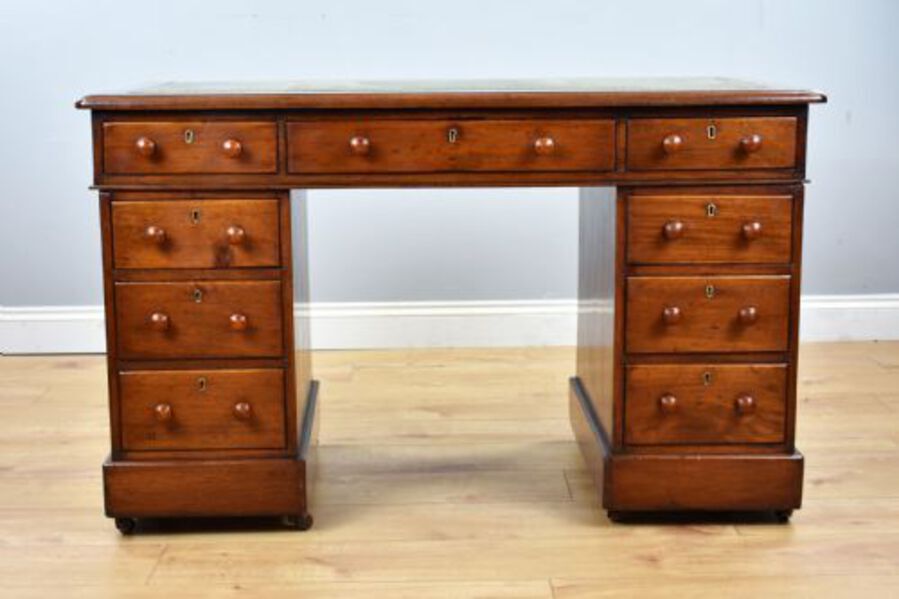 Antique Victorian Mahogany Pedestal Desk