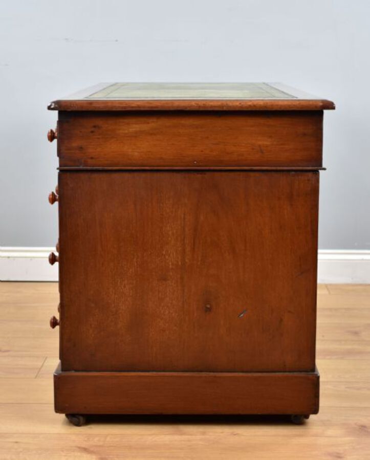 Antique Victorian Mahogany Pedestal Desk