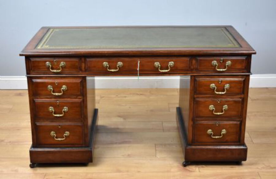 Antique Victorian Mahogany Pedestal Desk