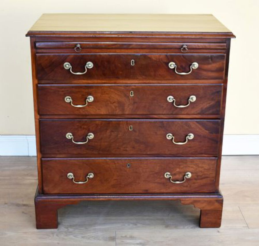 Antique George III Mahogany Chest of Drawers